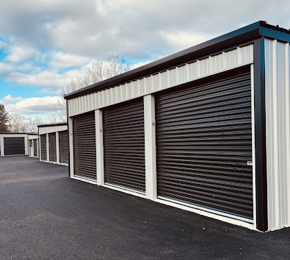 units for aurora town storage in East Aurora, NY